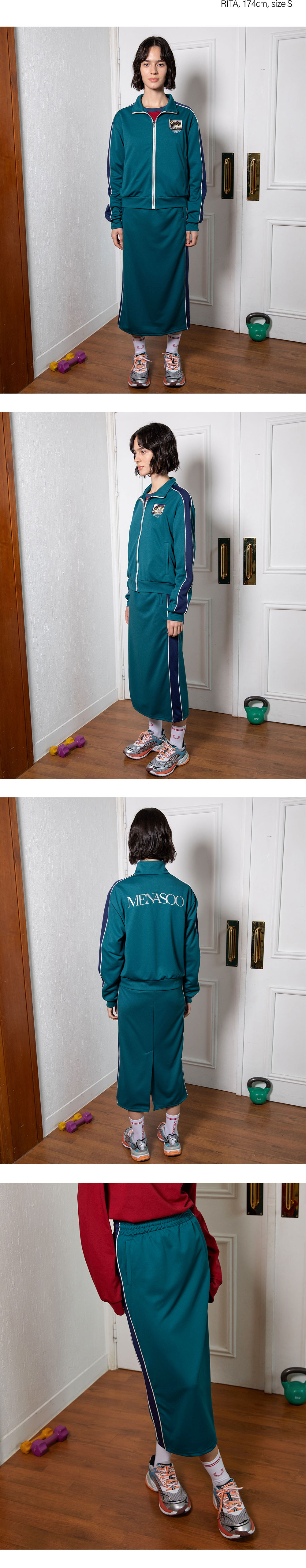 미나수(MENASOO) 사이드라인 포인트 스커트_그린 착용컷